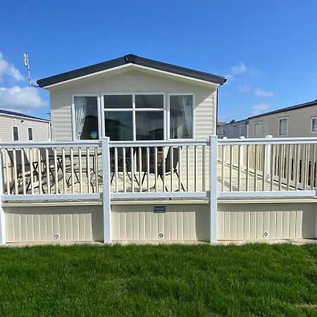 Palm Grove 181- Golden Palm - Pet Friendly, Wifi, Central Heating, Bed Linen - Meadow Lakes Caravan & Lodge Hire Chapel Saint Leonards Εξωτερικό φωτογραφία