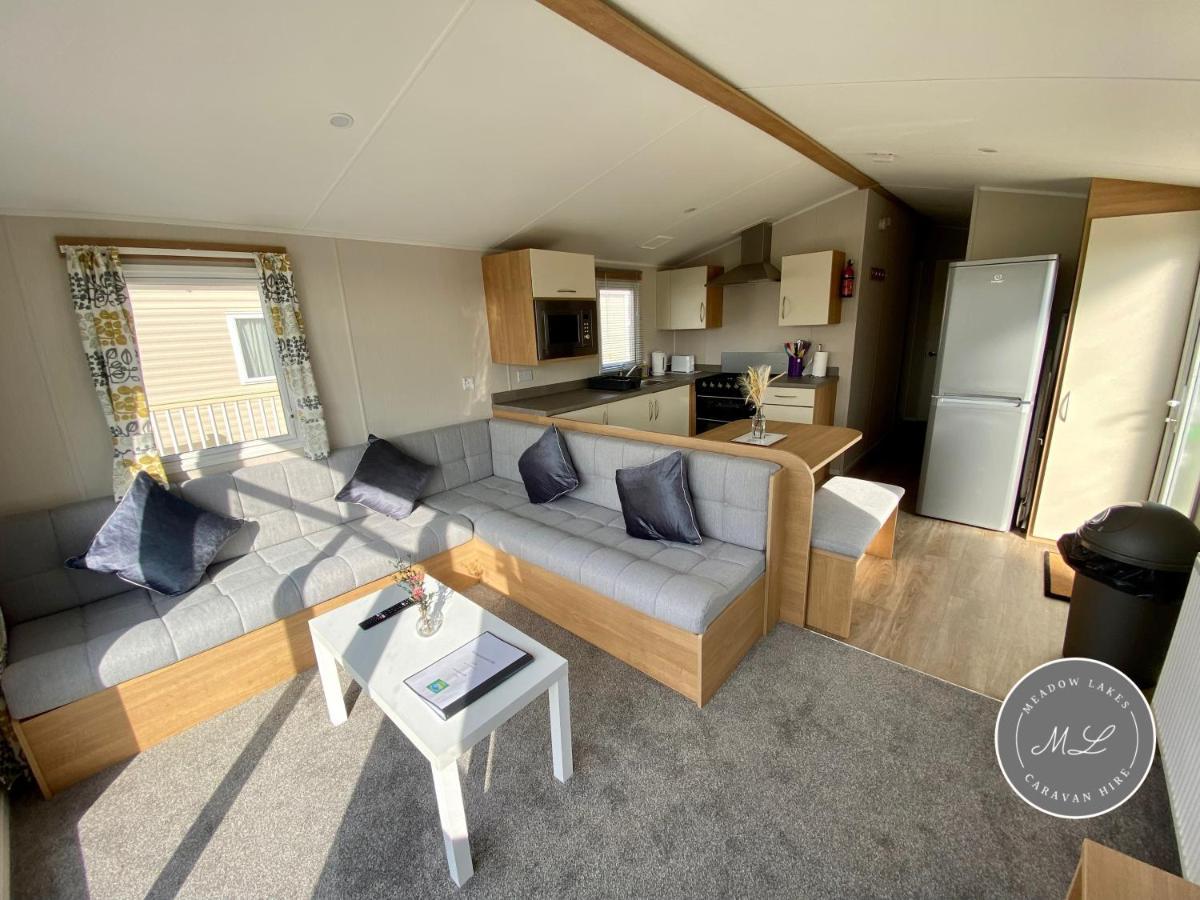 Palm Grove 181- Golden Palm - Pet Friendly, Wifi, Central Heating, Bed Linen - Meadow Lakes Caravan & Lodge Hire Chapel Saint Leonards Εξωτερικό φωτογραφία